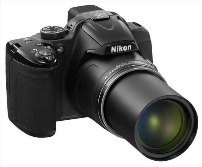 Компактен фотоапарат Nikon COOLPIX P520 - увеличение